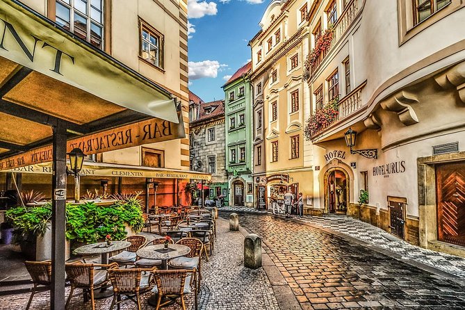 Private Transfer from Vienna to Prague with 1 hour Stop in Kutna Hora - Key Highlights You’ll Care About