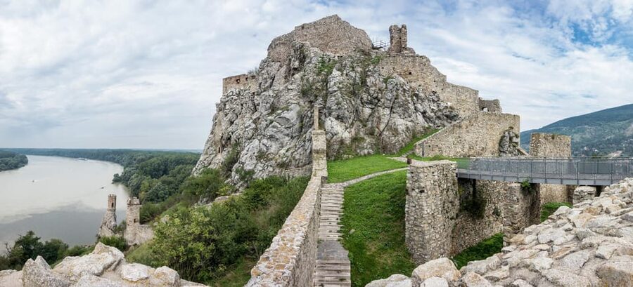 Private trip from Budapest to Bratislava & Gyor, and back - A realistic pace: how to handle an 11-hour schedule