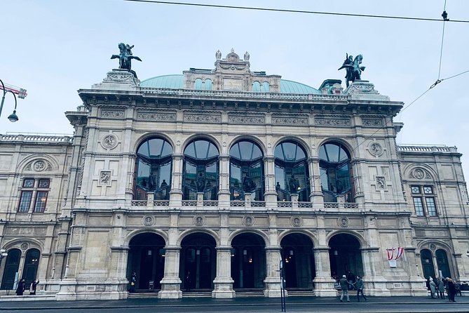 Private World War II Walking Tour in Vienna - Jewish Square: understanding the WWII impact in the center of town