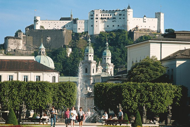Salzburg and Alpine Lakes Tour from Vienna - Mondsee, St. Gilgen, and Wolfgangsee: short stops that still feel meaningful