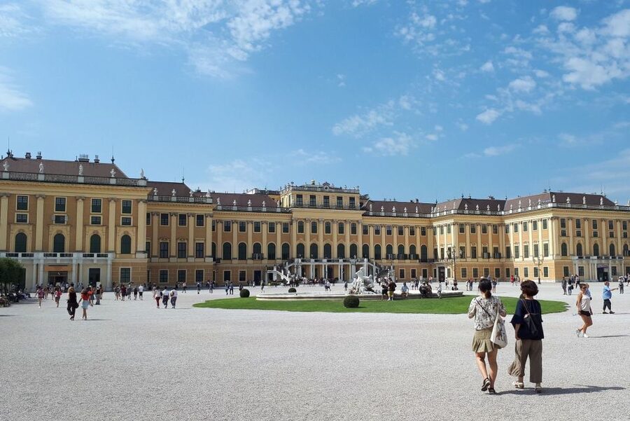 Schönbrunn Palace & Gardens Tour - Jewish Quarter Stories: Learning the Ghetto Era Through Place