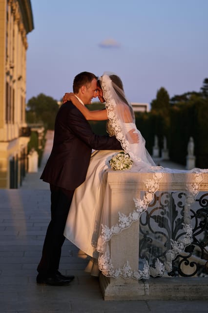 Schönbrunn Palace Private Photoshooting tour - Price and Value: $318 for a Private Group Up to 10