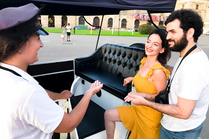 Sightseeing Tour With Oldtimer Cabrio Car (80 min) - Vienna in an oldtimer cabrio car: what the 80 minute loop really delivers