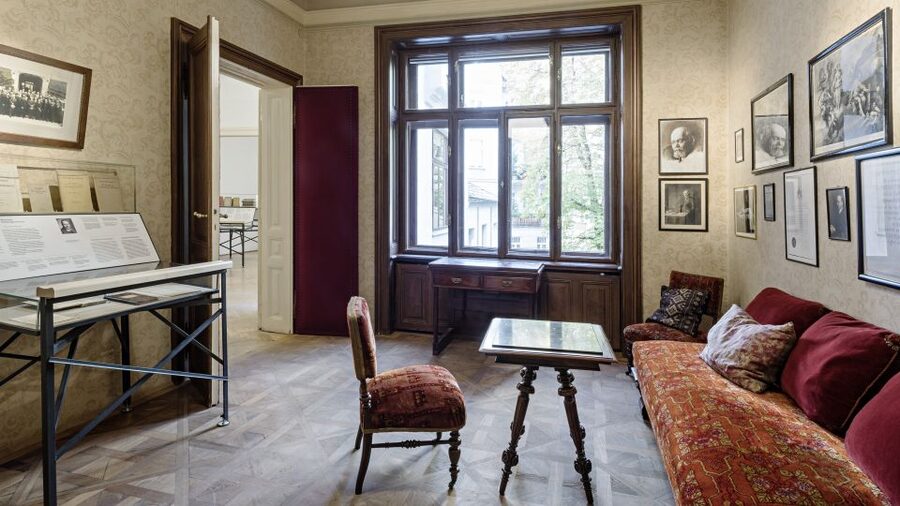 Sigmund Freud Museum Ticket - Where to Refuel, Plus Shop Finds Worth Browsing