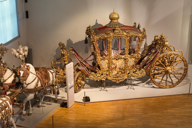 Skip the Line:Imperial Carriage Museum by Schönbrunn Kaiserliche Wagenburg Wien - How the 45-minute ticket fits a real day