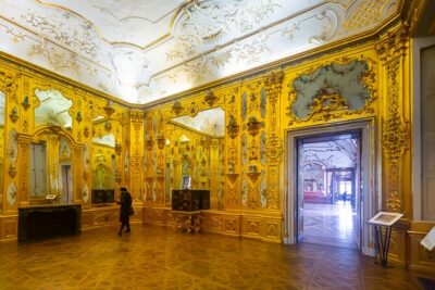 Skip-the-line Upper Belvedere Tickets and Guided Tour Vienna
