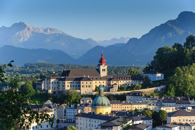 Sound of Movies: Musical Tour to Salzburg from Vienna - Stop 1 in Strengberg: a quick Landzeit reset