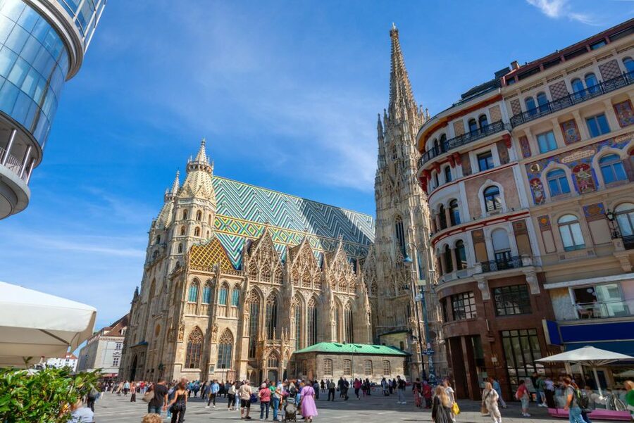 St Stephen's Cathedral Vienna Old Town Walking Tour - St. Peter’s Church and the Column of Pest, why these stops matter