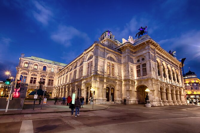 STATE OPERA - PRIVATE guided tour (tickets included) - The Opera Ball angle: glamour with a real sense of scale