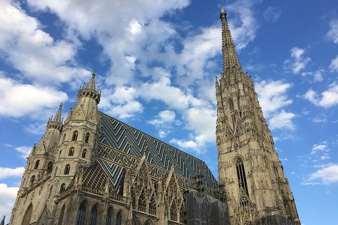 The Heart of Vienna: A Self-Guided Audio Tour - The Vienna State Opera area: your first “music city” cues