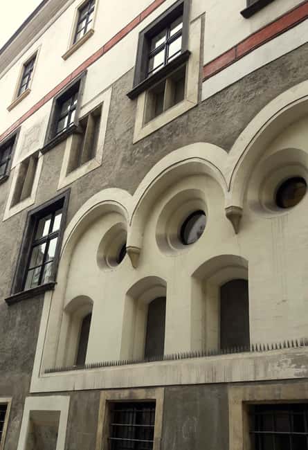 The unknown Vienna City- a guided walking tour in 3 hours - Who the guide is, and why the experience works in a small group