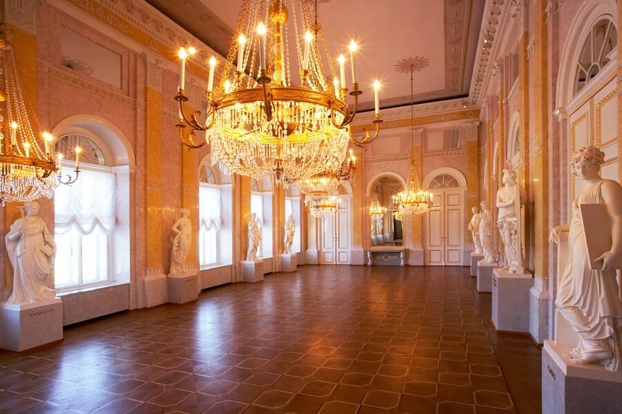 Tickets for the Albertina Exhibitions - How long you should plan: 2 hours minimum, more if you read everything