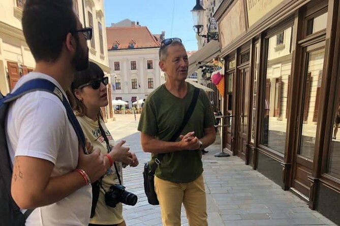 Trip from Vienna: Visit Bratislava - transport, lunch and guided tour included - Most SNP and Park Inn Danube Hotel: where the guide meeting makes sense