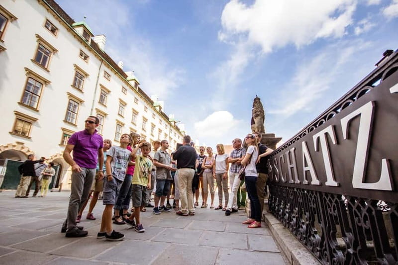 Vienna: 2 Hours Sightseeing Walking Tour - Starting at Loos Haus, Michaelerplatz 3, Near Herrengasse (U3)