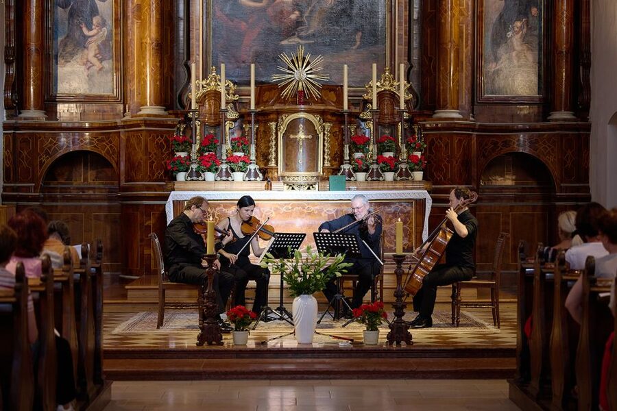 Vienna: A Little Night Music - Concert at Capuchin Church - Capuchin Church, Chamber Music, and a Prime Location Near the Opera