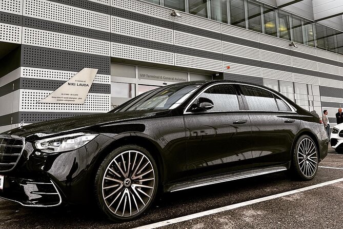 Vienna Airport Transfers From Vienna City With Private Driver - Comfort, Vehicle Setup, and Luggage Capacity