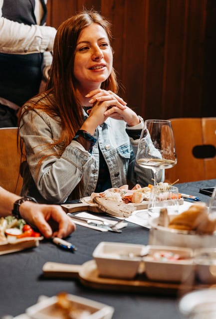 Vienna: Austrian Wine Tasting Evening - Your 3-Hour Flight, Sparkling Start to Premium Reds Finish