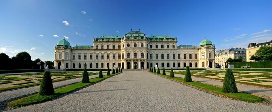 Vienna: Belvedere Palace Skip-the-Line Tour - Belvedere Palace makes a strong first move