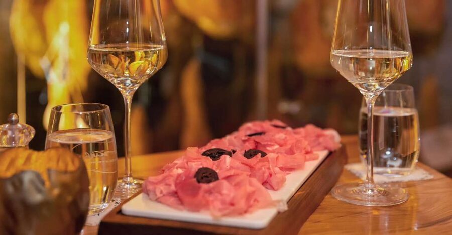 Vienna: Best of Vienna Food Tour - Wine with ham, horseradish, and fresh bread