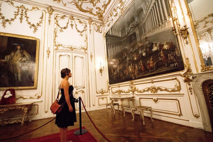 Vienna: Bus & Schönbrunn Palace Skip-the-Line Guided Tour - Price and time value: is $81 for 210 minutes a smart deal?