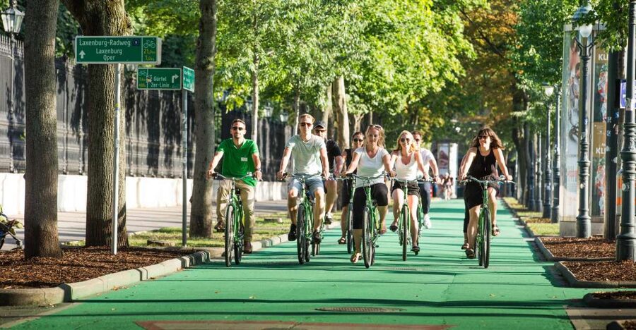 Vienna by Bike 3-Hour All-In-One City Bike Tour in English - Why a 3-hour bike loop works so well in Vienna