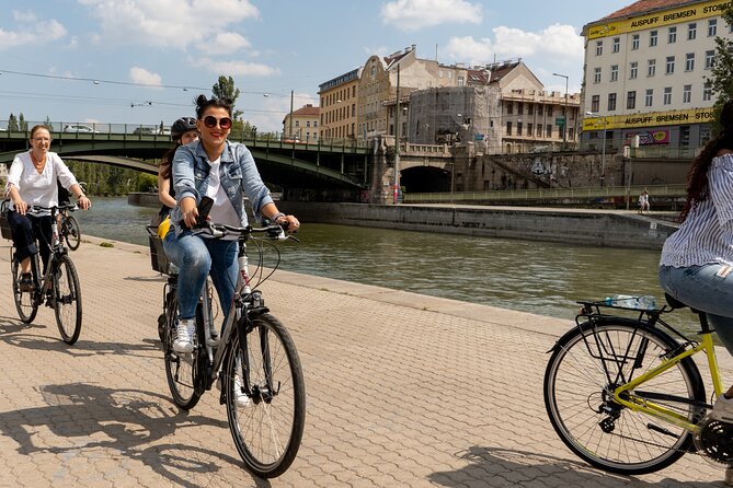 Vienna by bike in small groups max 12pax - Where the tour starts, and how you get rolling fast
