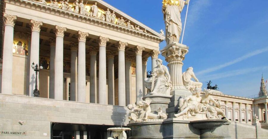 Vienna: City Center Guided Walking Tour - Why this 2.5-hour Vienna city-center walk hits the sweet spot