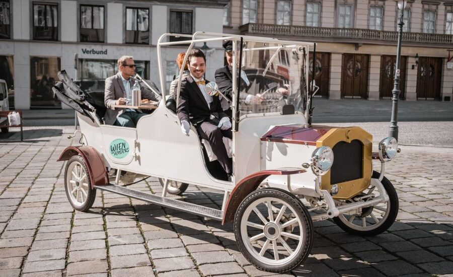 Vienna: City Sightseeing Tour in an Electro Vintage Car - Key highlights to look for
