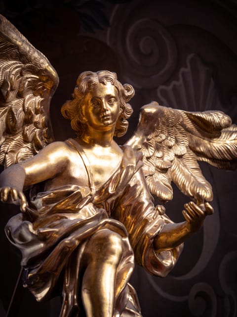Vienna: Classical Concert in St. Anne's Church (Annakirche) - Free seating in a small church: how to get the view you want