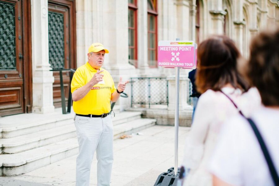 Vienna: Courtyards & Hidden Places Walking Tour - Key things I’d circle on your Vienna map