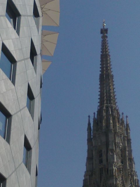 Vienna: Courtyards & Hidden Places Walking Tour - Franciscan Church and Monastery: quiet spirituality in the middle of the walk