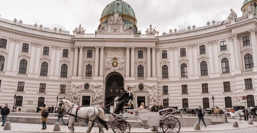 Vienna: Culinary Horse-Drawn Carriage Experience - Key things you should know before you go