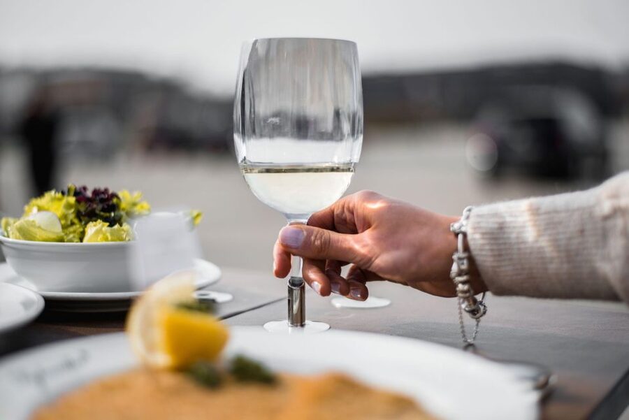 Vienna: Culinary Sightseeing Tour in an Electric Vintage Car - Key Highlights You’ll Care About