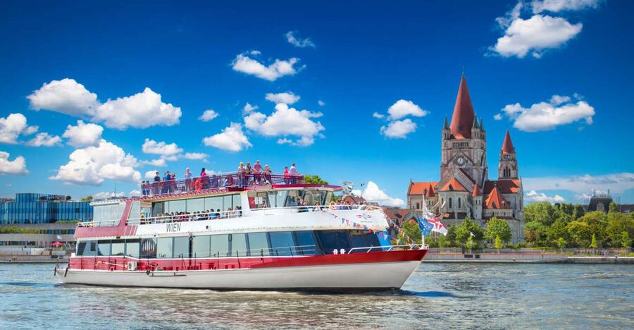 Vienna: Danube River Cruise w/ optional Viennese Specialties - Optional Viennese specialties: how to think about the onboard food