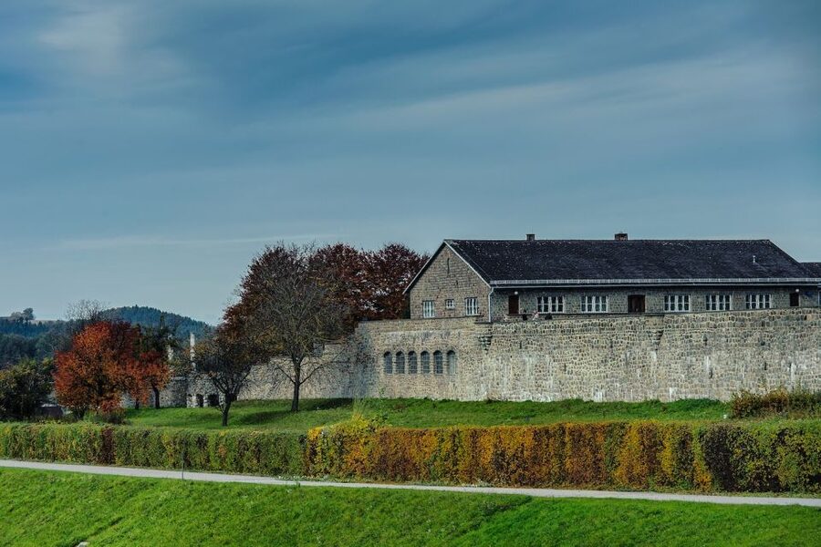 Vienna: Day Trip to Mauthausen Concentration Camp Memorial - The Little Details That Matter: Tip, Timing, and Learning Style