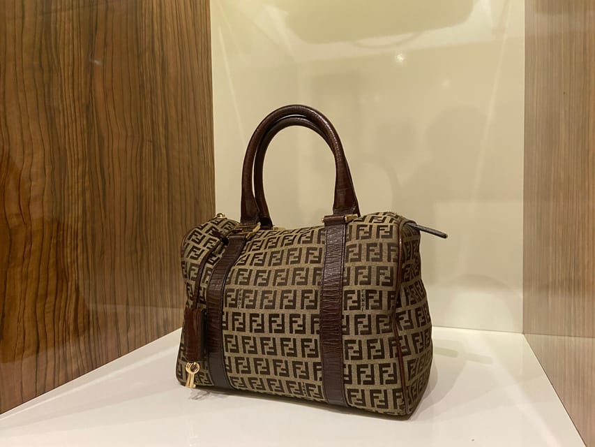 Vienna: Designer Fashion Time Capsule Experience - Shopping Time: Buying Pieces Available On The Spot