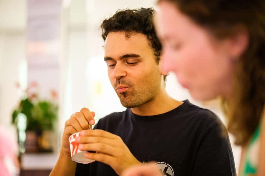 Vienna: Dessert Tour with Pastries, Cakes & Hidden Cafes - Why a Vienna dessert tour beats bouncing between cafes