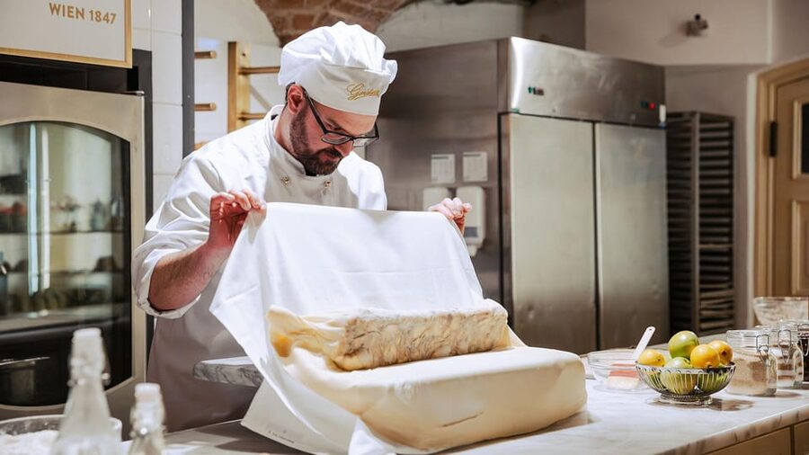 Vienna: Gerstner KuK Hofzuckerbäcker Baking Show & Tasting - Where to Find the Gerstner Strudel Show at Schönbrunn