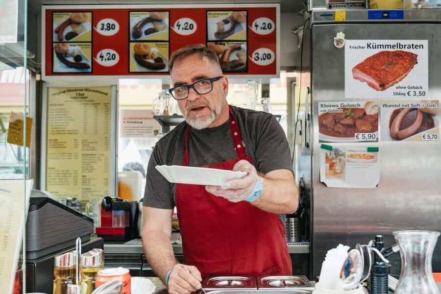 Vienna: Guided Foodie Walking Tour with Tastings and Coffee - Reumannplatz and moving out of the center: why the route helps
