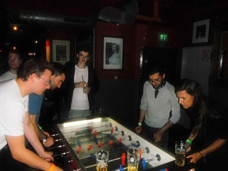 Vienna: Guided Pub Crawl with Club Entry - Your 4-Hour Rhythm: How the Night Feels