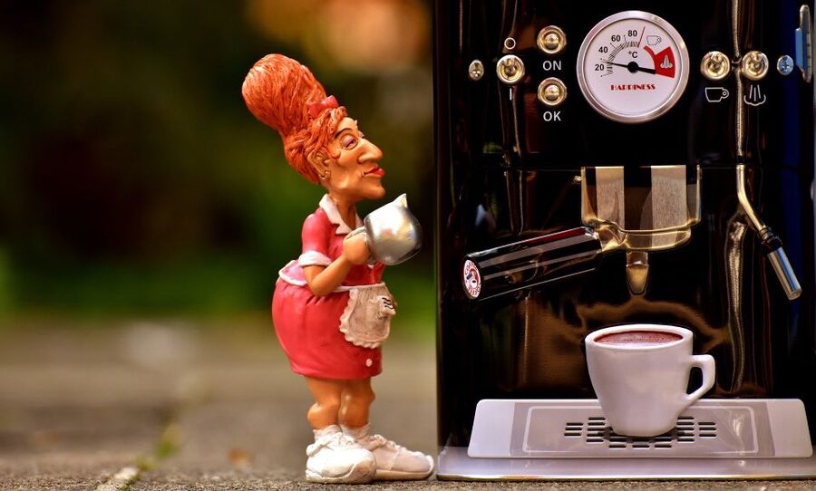 Vienna: Guided Viennese Coffee-House Tour - Stop 2: Hawelka, Classic Choices and the Art of Taking Your Time