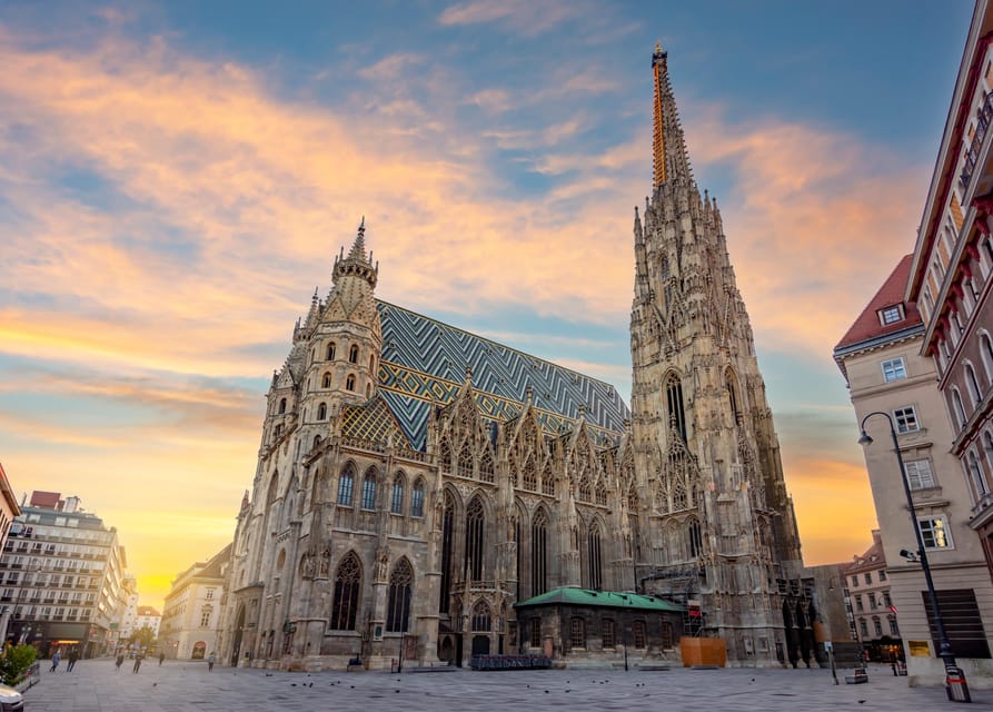 Vienna: Guided Walking Tour of City Highlights & Hidden Gems - Hofburg, Heldenplatz, and the Spanish Riding School: imperial Vienna from the street