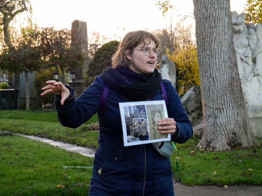 Vienna: Guided Walking Tour of the Central Cemetery - Mozart and Beethoven, Plus the Viennese Faces Between the Headlines