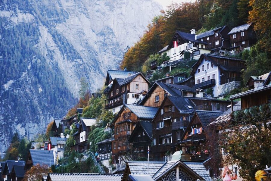 Vienna: Hallstatt & Alpine Peaks Day Trip with Admont Abbey - Stift Admont: the monastery visit you actually remember