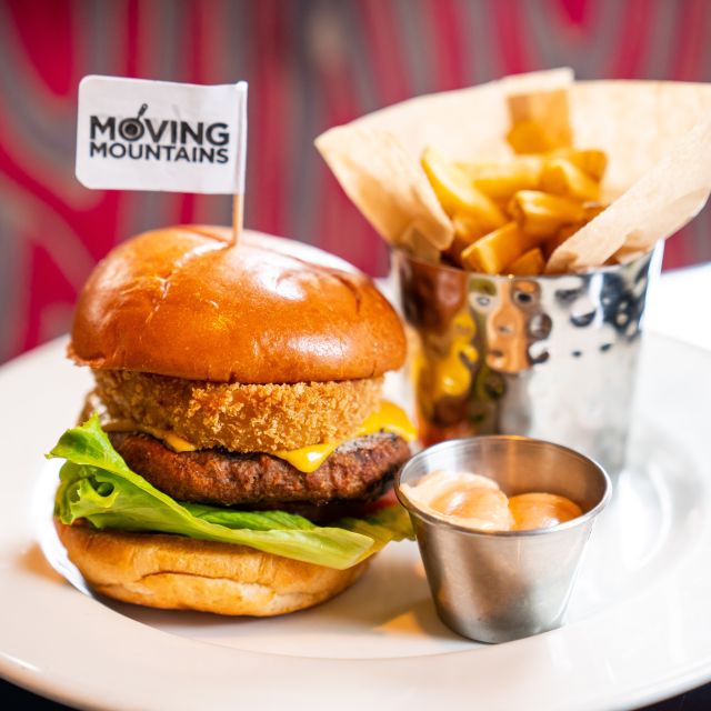 Vienna: Hard Rock Cafe with Set Menu for Lunch or Dinner - Key things to know before you go