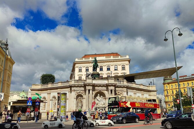 Vienna Highlight Tour - yue walk - Memorial Against War and Fascism: Vienna’s public memory in plain sight