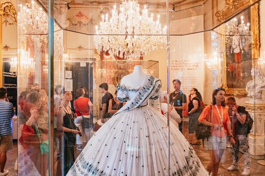 Vienna: Hofburg and Empress Sisi Museum Guided Tour - Who this Hofburg and Sisi tour suits best