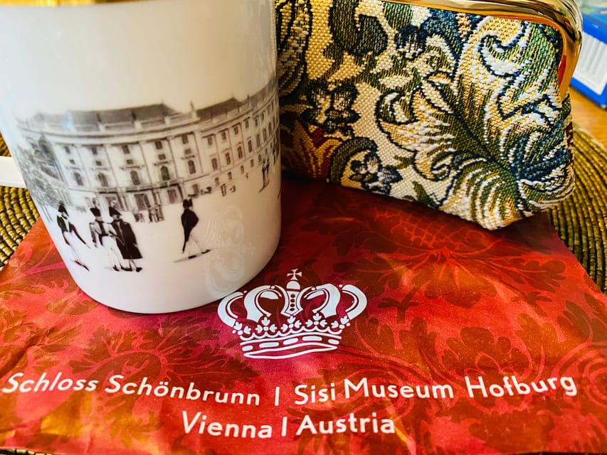 Vienna: Hofburg Palace and Principessa Sissi Tour - What the guide adds, humor plus clear answers in Italian
