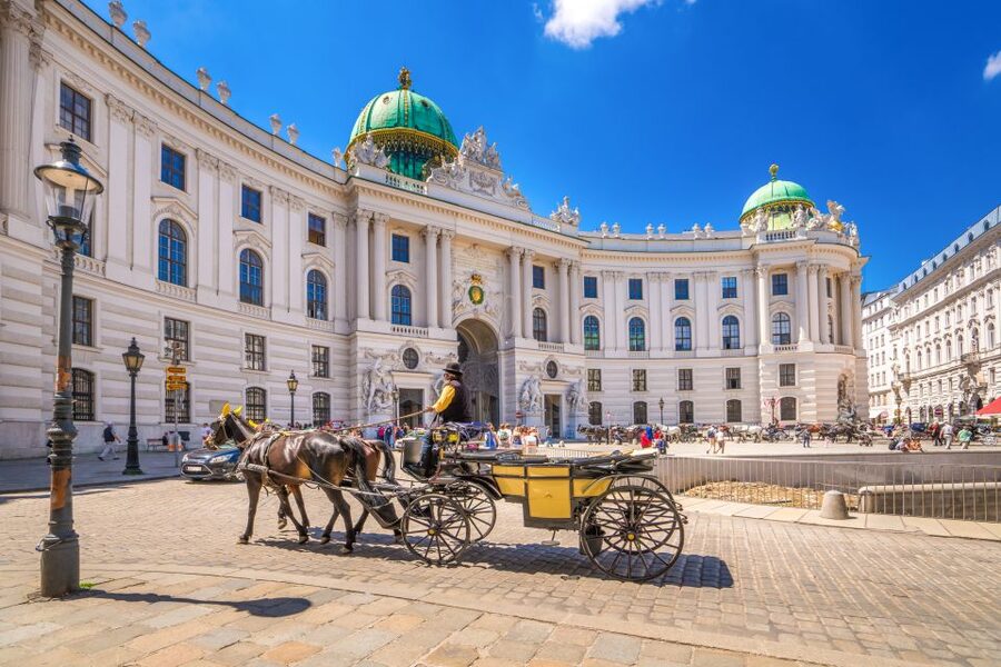Vienna: Hofburg Palace and Sisi Museum Skip-the-Line Tour - Getting started at Michaelerplatz, and how the timing feels