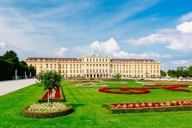 Vienna Hop On Hop Off City Tour - Stadtpark to MuseumsQuartier, plus Hundertwasser and the modern museum zone